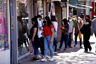 Vuelve la Noche de los Descuentos a La Plata: cuándo y dónde comprar