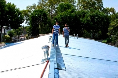 Petrecca recorrió las obras en la Escuela de Educación Especial 502
