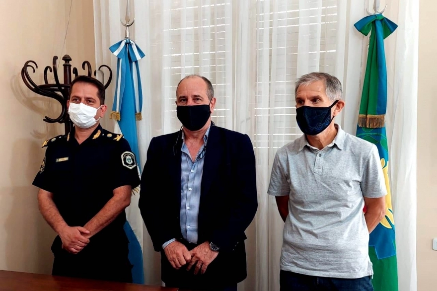 Cappelletti presentó al nuevo Jefe de Policía de Brandsen