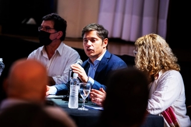 Kicillof y Sileoni presentaron el Proyecto Educativo a autoridades regionales