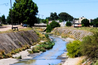 Provincia y Bahía Blanca invierten más de $100.000 millones para la remodelación del canal Maldonado