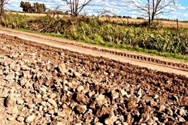 Reclaman por el “desastroso” estado de la Ruta Provincial 50 en el tramo Cadret-Casares