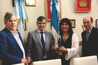 Reunión entre intendentes y la Ministra de Salud provincial para la implementación del SAME