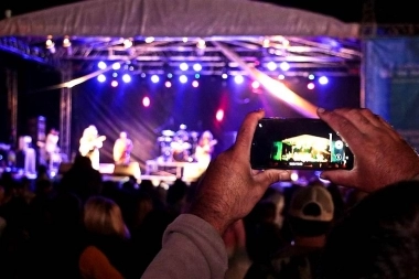 Show, motos y gastronomía en el Actitud Rock and Bike de Junín