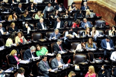 Tras un tenso debate, se logró la media sanción al acuerdo con el FMI