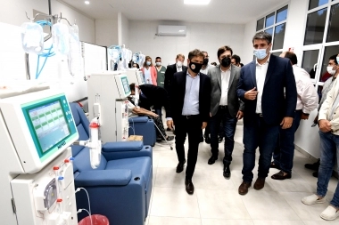 Kicillof apuntó a un “sistema de salud público insustituible" en la Provincia