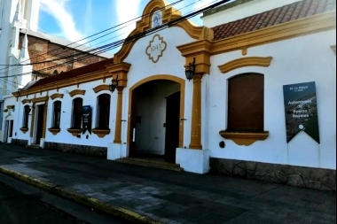 Grave: atacaron con un disparo la Municipalidad de Coronel Rosales