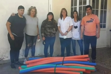 Revuelo en redes: el Municipio de Rojas donó “flota-flota” a una escuela primaria