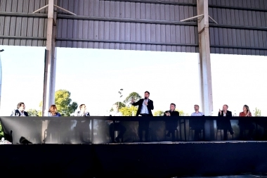 Kicillof presentó Mesa Bonaerense: “seguridad alimentaria” y mensaje de unidad