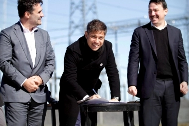 Kicillof firmó acuerdo para reactivar obras de la Planta Transformadora 25 de Mayo