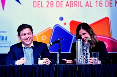 Kicillof en la Feria del Libro: la “identidad bonaerense” y quejas por la coparticipación