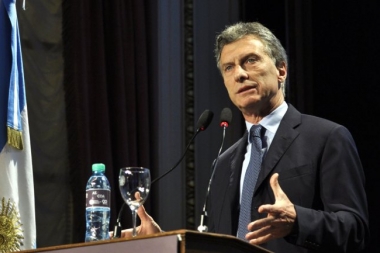 Macri destacó la necesidad de "salir del liderazgo unipersonal e ir hacia un conjunto social"
