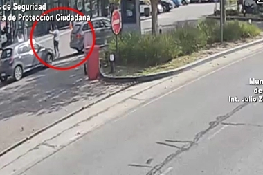 Video: tenían pedido de captura y los atraparon robando autos