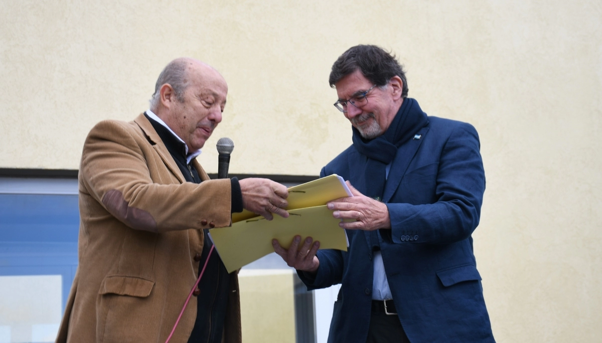 Paredi le solicitó al ministro Sileoni la creación de una Escuela Secundaria Técnica