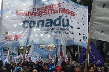 Docentes universitarios aceptaron última oferta salarial y retomarán clases después de vacaciones