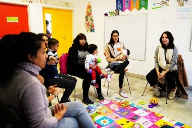 Soledad Martínez presentó el programa 1000 Días en Villa Martelli