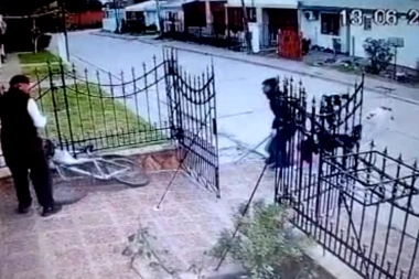 Imágenes sensibles: un abuelo mató a su nieto de un disparo, tras una violenta discusión