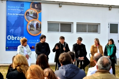 Kicillof presentó un nuevo hospital para Henderson