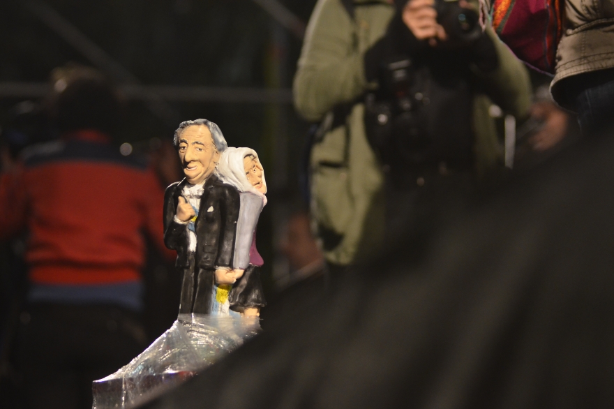 Galería de fotos de #LaPlazaDeLosPañuelos: histórica marcha contra el 2x1 a represores