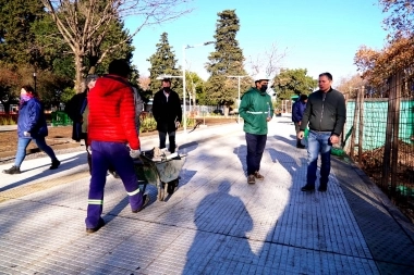 Gray supervisó los avances en las obras de la Plaza Aráoz Alfano