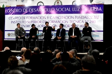 Kicillof presentó el nuevo Instituto Superior de Formación Técnica N° 240 en La Matanza