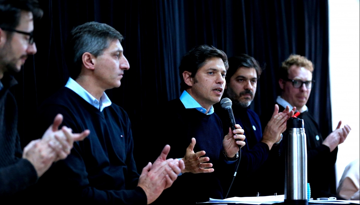 En medio de negociaciones por el Bapro, Kicillof lanza otro gesto amigable con el radicalismo