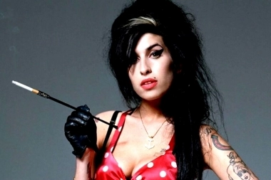 Se viene la película de Amy Winehouse dirigida por la directora de "50 sombras de Grey"