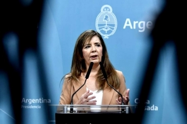 Cerruti dejó de ser portavoz presidencial: será la secretaria de Comunicación y Prensa