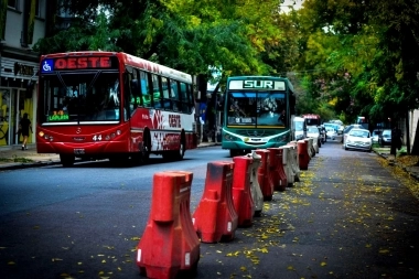 Confirman la fecha de los carriles exclusivos para micros en la Calle 54 de La Plata