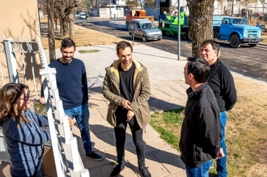 Petrecca recorrió el barrio 11 de Julio y las obras de pavimentación: “Hay un Estado presente”