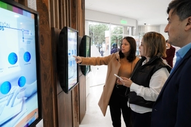 Soledad Martínez visitó las remodelaciones en la delegación Villa Martelli