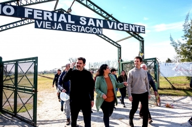 Barrios, Bianco y Mantegazza recorrieron las obras de reurbanización en San Vicente