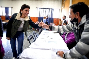 Mayra Mendoza dijo presente en Bernal y acompañó el operativo Quilmes Cerca