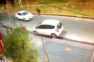Conurbano caliente: le robaron el auto, los corrió y lo balearon en Quilmes