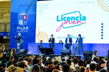 Kicillof, D´onofrio y Sileoni encabezaron el acto de prueba piloto del “Licencia Joven”