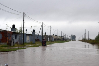 Inundaciones: Provincia otorgará más de 5 millones de pesos a Villegas, Púan y Alsina