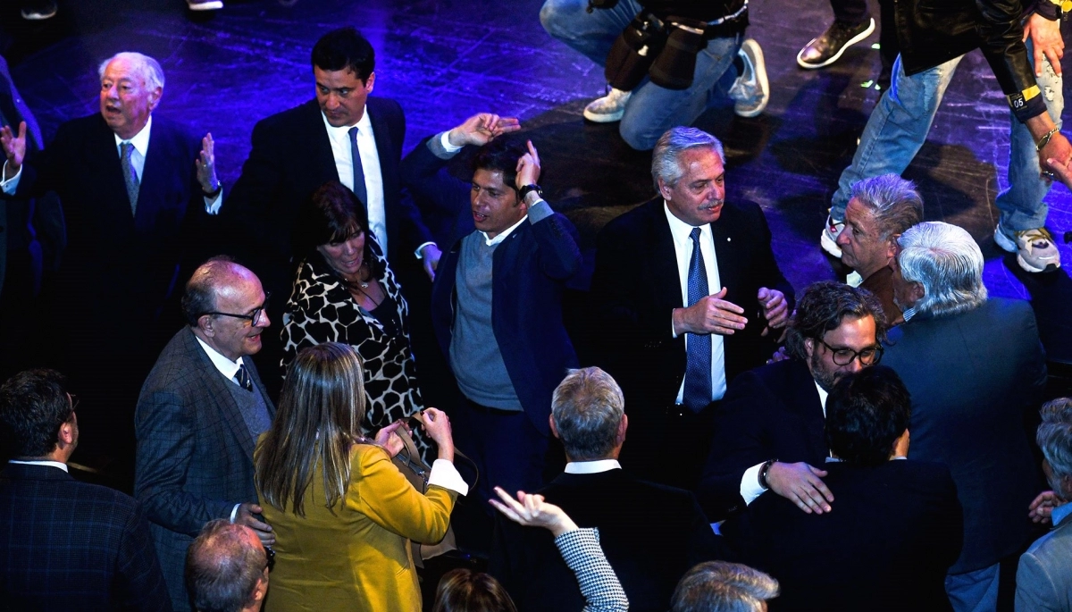 ¿Acercamiento?: siguen los gestos entre Kicillof y la UCR bonaerense