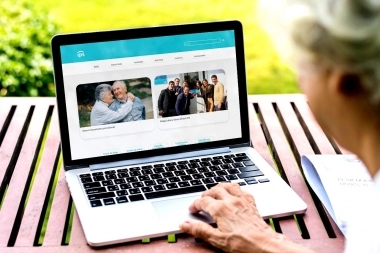 Jubilados y pensionados: cómo es la nueva página web que lanzó el IPS