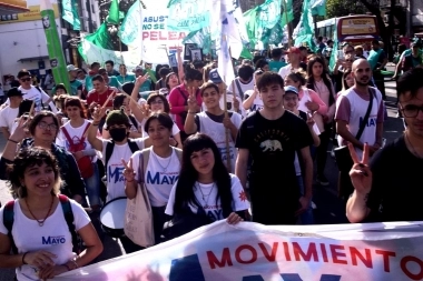 Estudiantes de La Plata se movilizaron por los 46 años de la Noche de los Lápices
