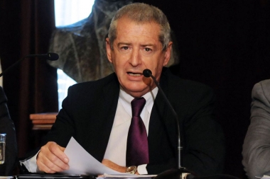 El peronismo bonaerense analiza si usará o no el nombre de FpV para las próximas legislativas