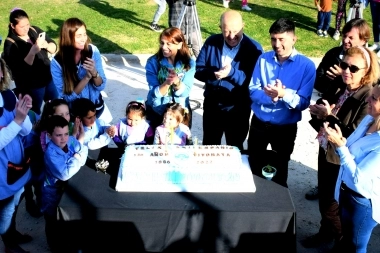 Paredi celebró en Mar Chiquita el cumpleaños de la localidad de Vivoratá