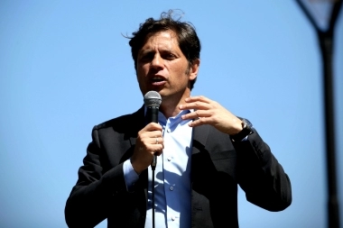 Proyecto de urbanización: Kicillof en la inauguración de una plaza en San Vicente