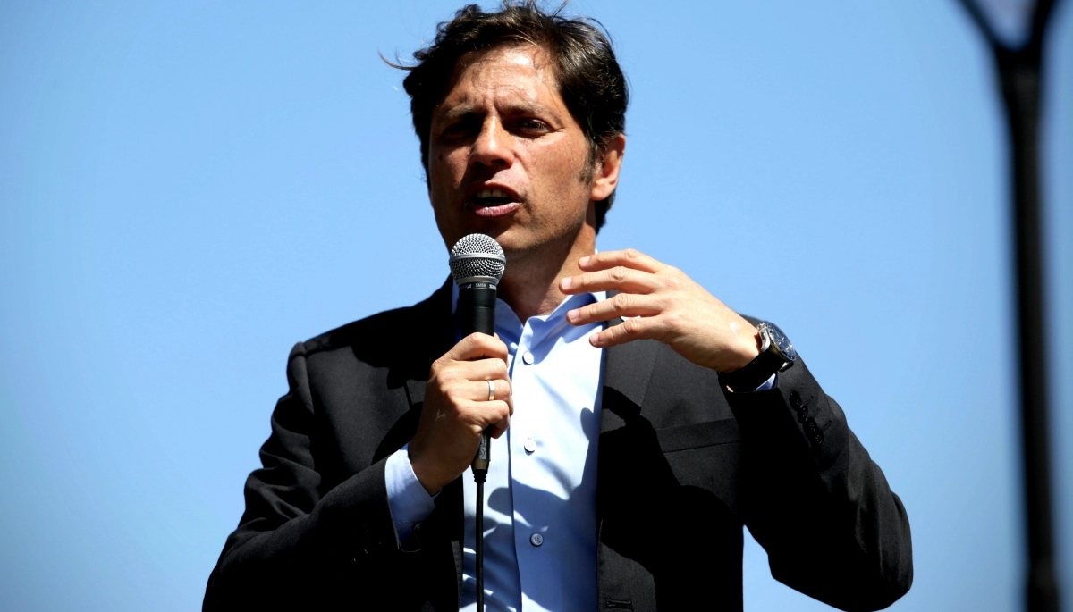 Proyecto de urbanización: Kicillof en la inauguración de una plaza en San Vicente