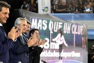 En medio de la polémica por las PASO, Alberto y Massa estuvieron juntos en un acto