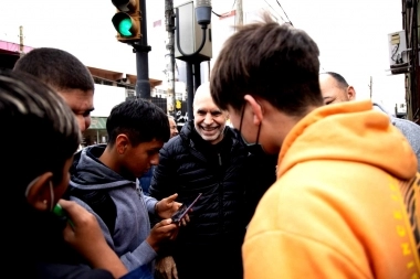 Larreta continua su recorrido por el Conurbano: visitó dos localidades de La Matanza