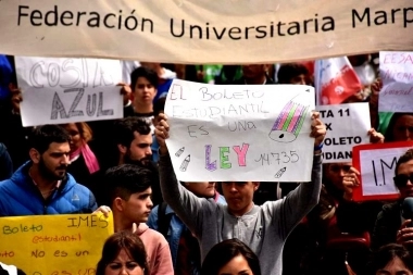 En Mar del Plata reclaman a Kicillof la activación del boleto estudiantil firmado hace 3 meses