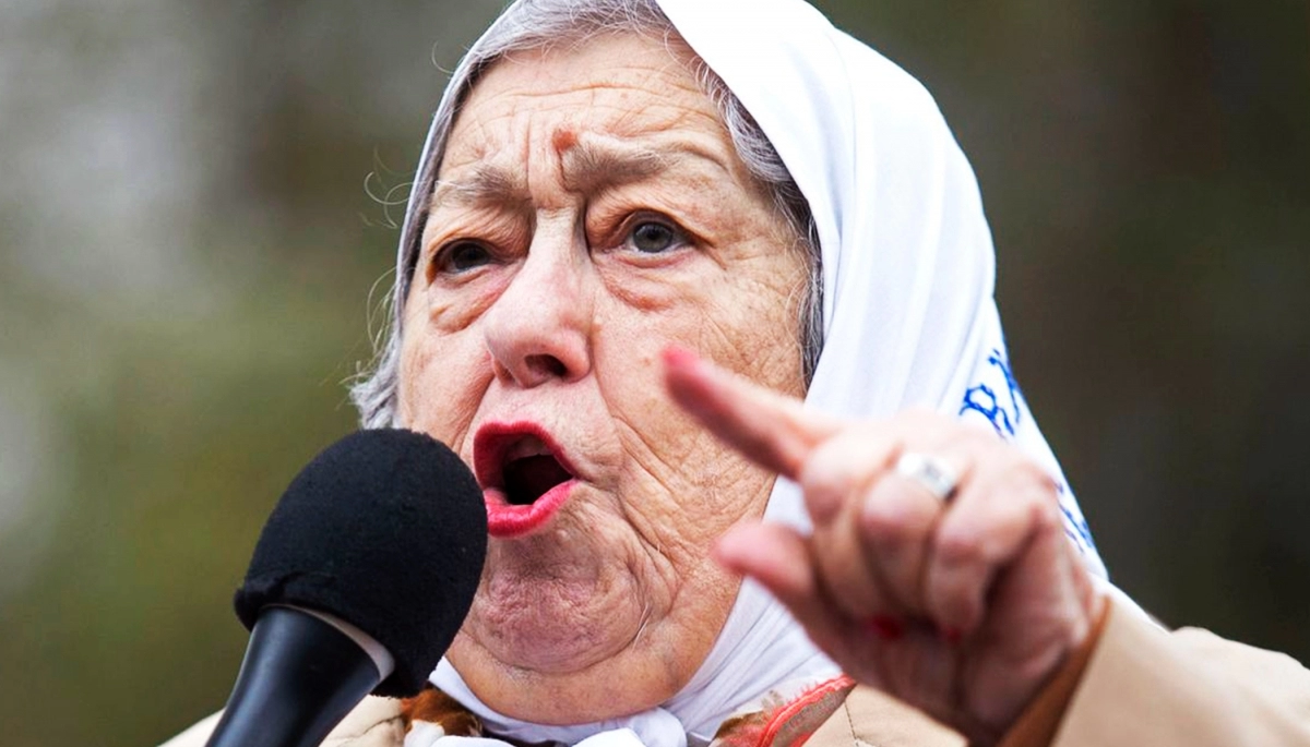Internaron a Hebe de Bonafini en una clínica de La Plata