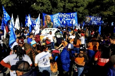 PASO sí: el Movimiento Evita dijo que las decisiones no pueden tomarse “en una pieza"