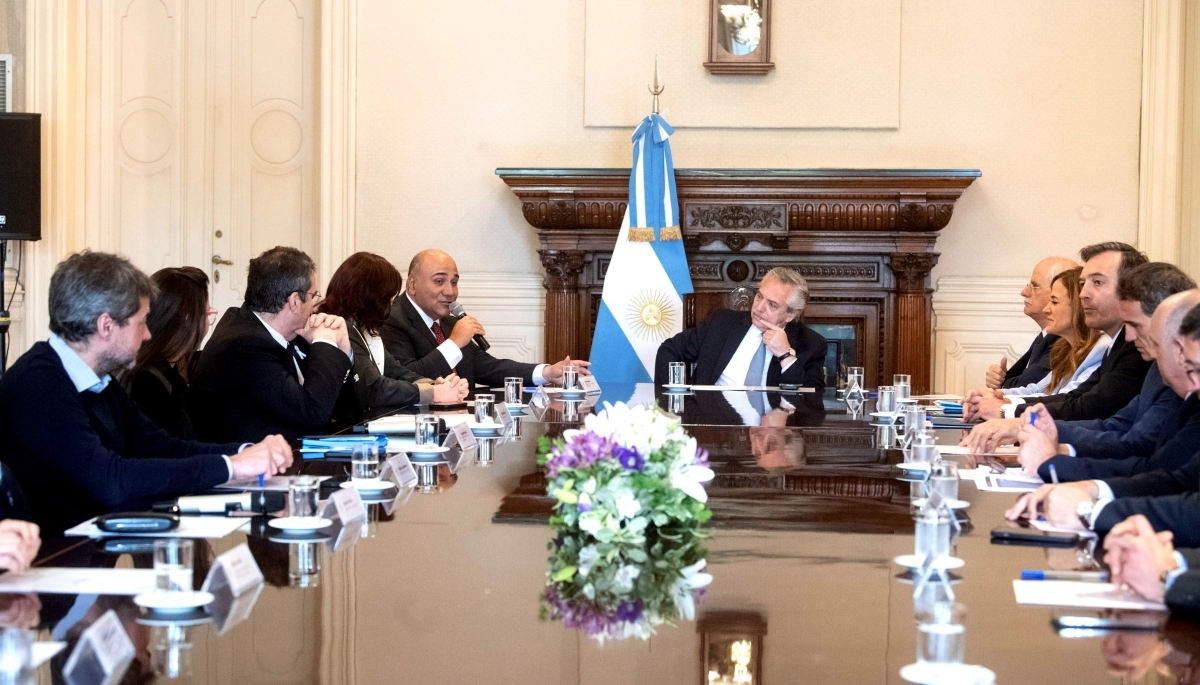 Pensando en la gestión, Alberto Fernández juntó a su nuevo Gabinete