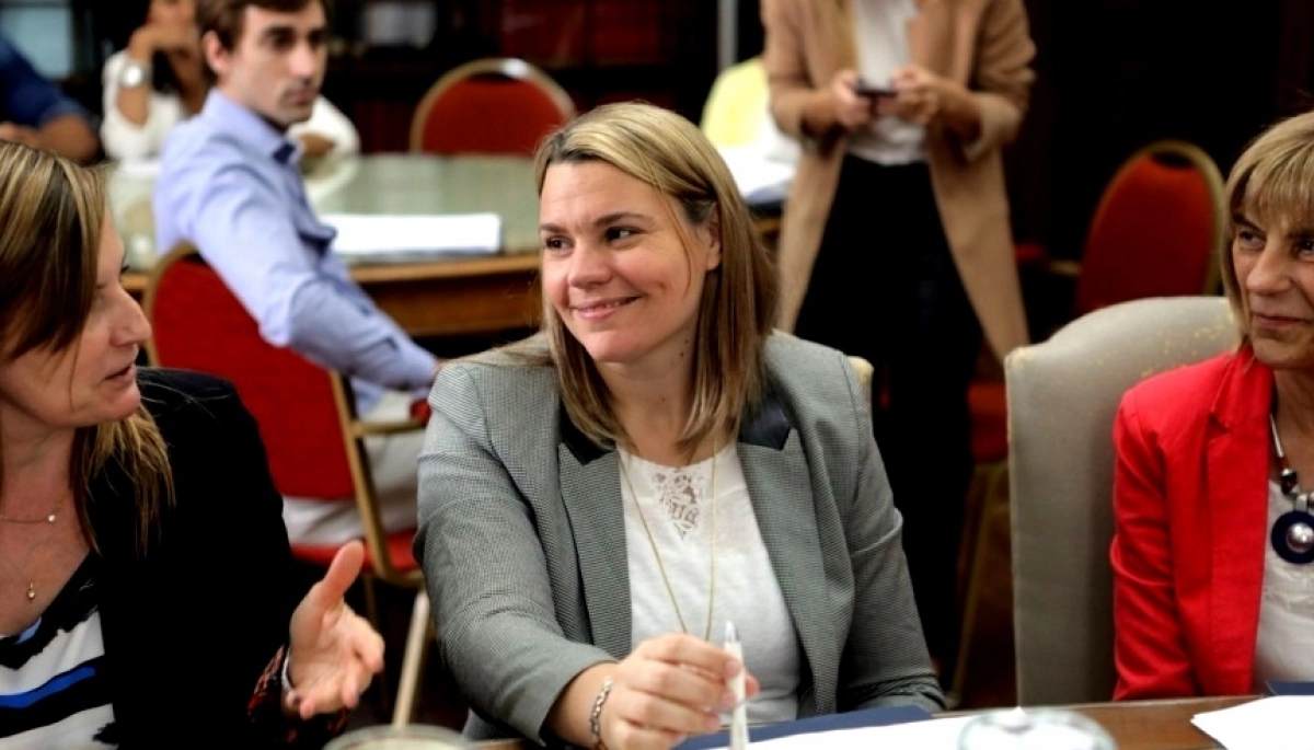 El ping pong de preguntas de Cronos: Lorena Petrovich, senadora bonaerense